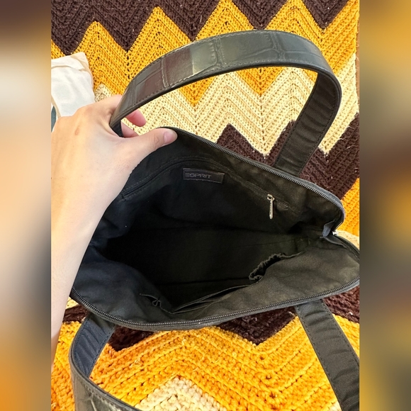 Authentic Esprit Handbag - Picture 7 of 8